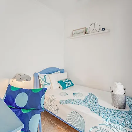Charming Duplex , Cleaning Included Holiday home *