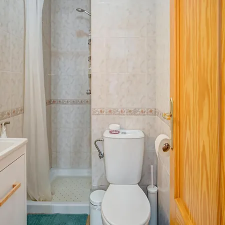Charming Duplex , Cleaning Included *