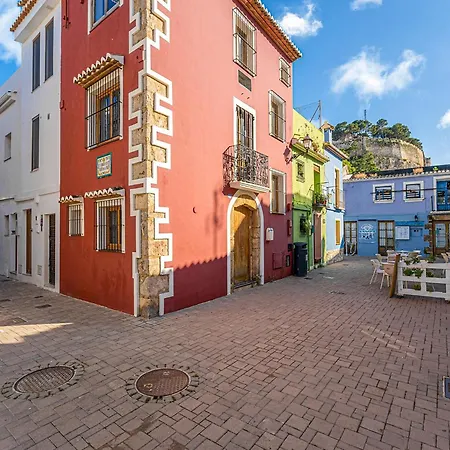 Charming Duplex , Cleaning Included *